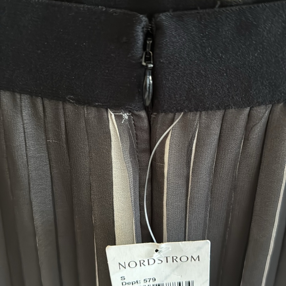 NWT Trouve pleated Zigzag Maxi Skirt - size S black/white - Picture 8 of 10